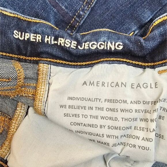 American Eagle Next Level stretch Blue Skinny, Super Hi-Rise Jegging Size 2 - Picture 5 of 8